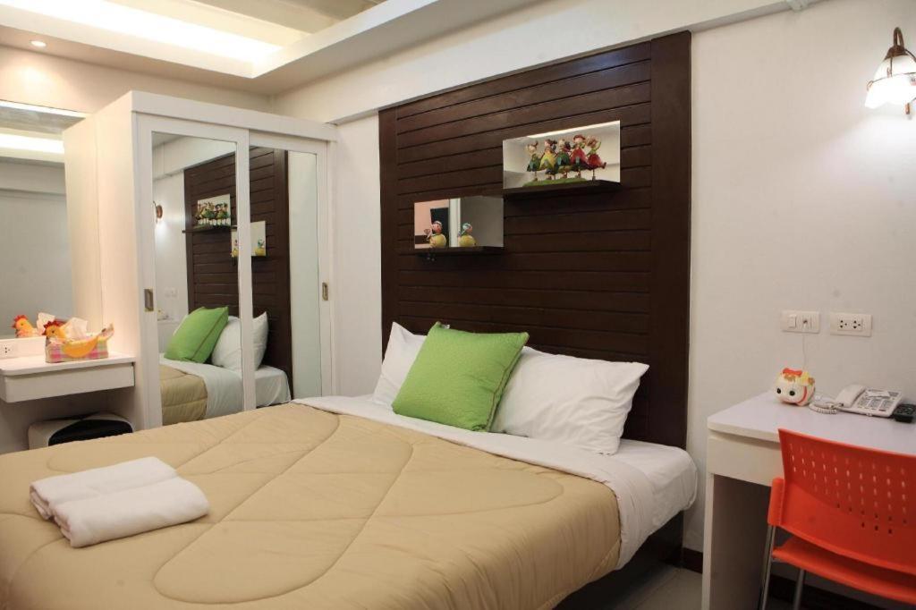 Huay Kaew Palace 1 Hotel Chiang Mai Exterior photo